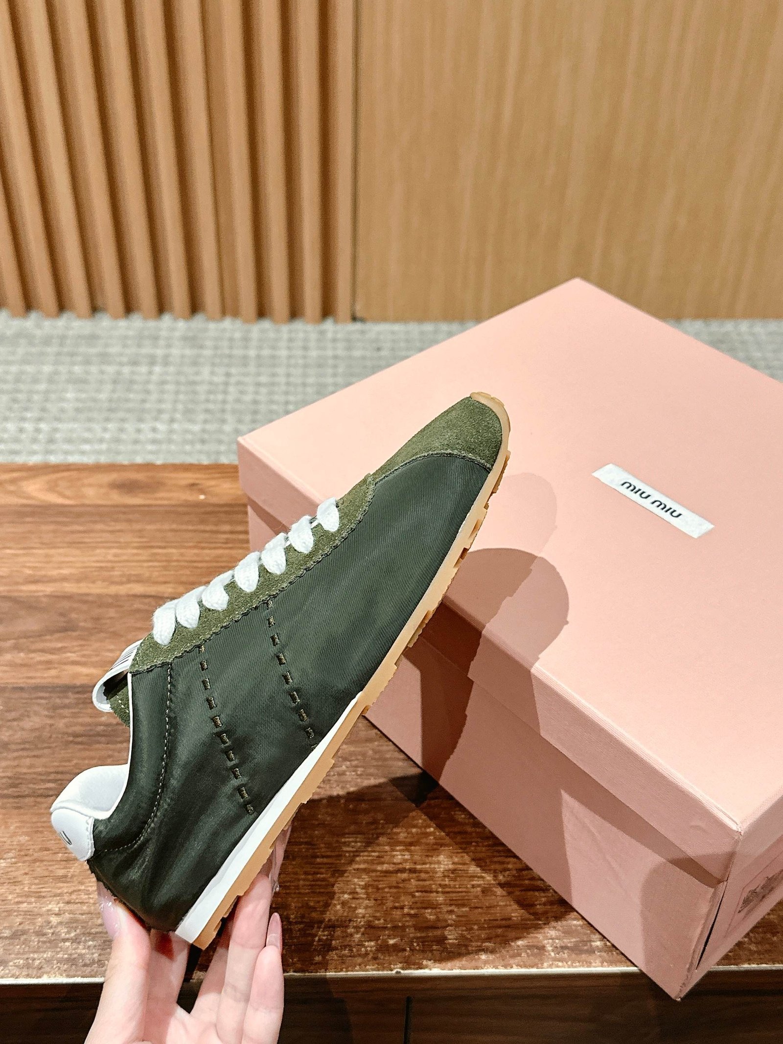 a1744754188080_1725-1 a1744754188080_1725-1