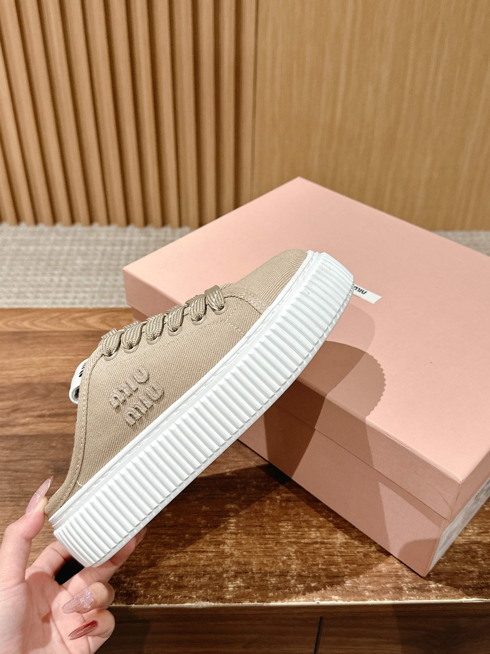 a1744961004493_7644-1