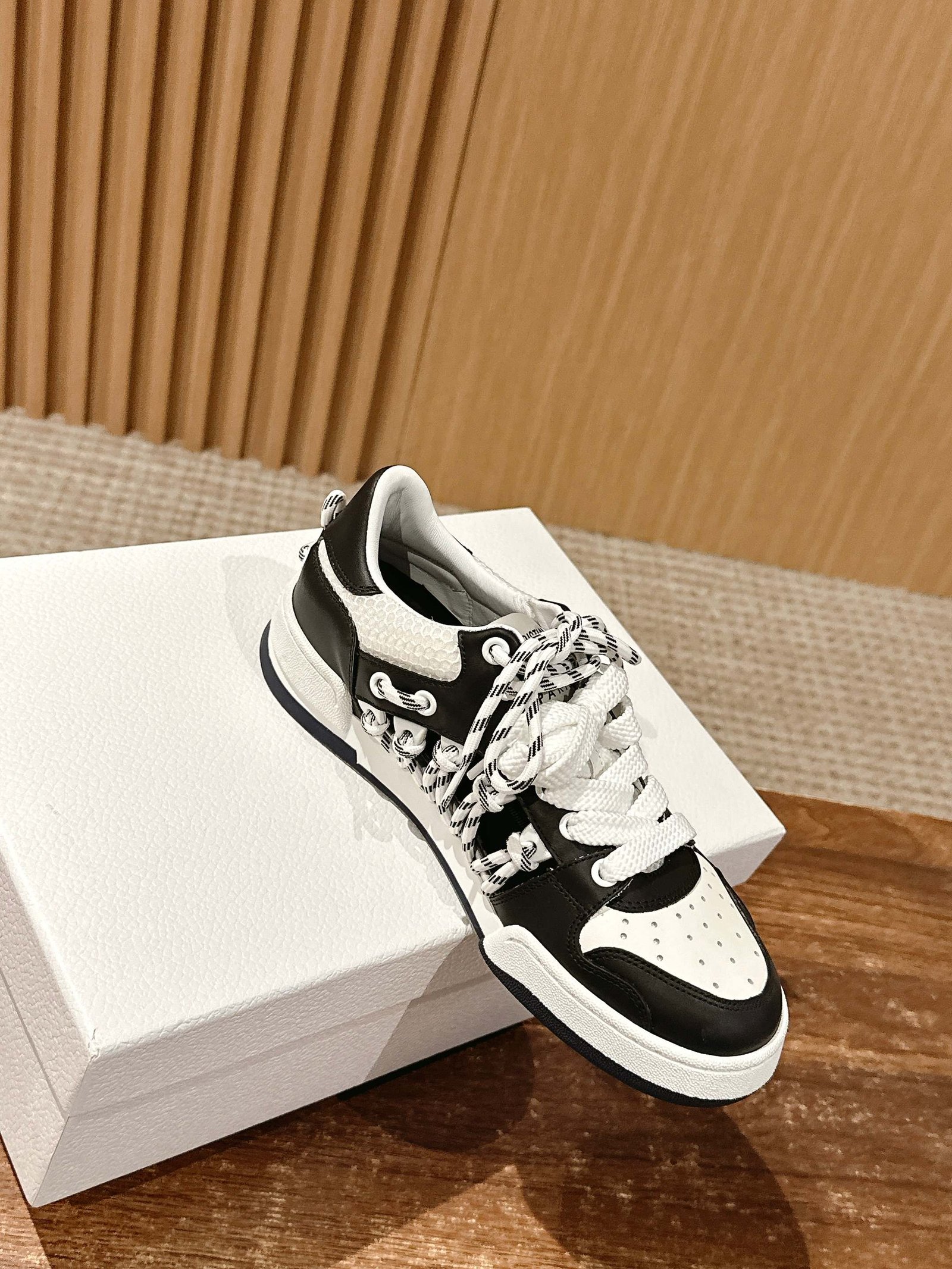 a1744983382008_2488-1