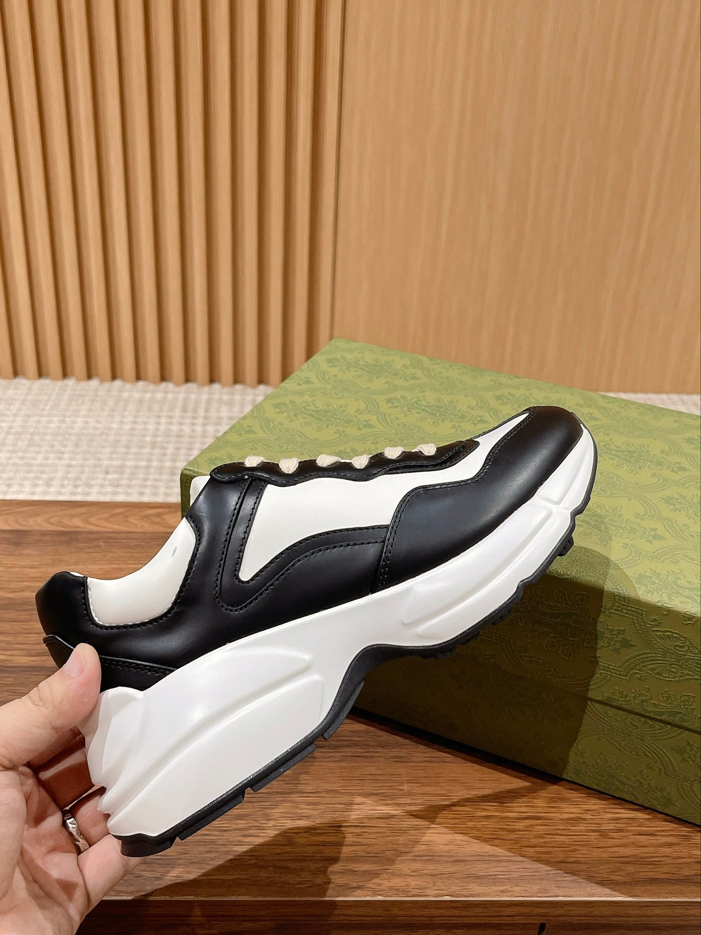 i1665925887_5716_4-1