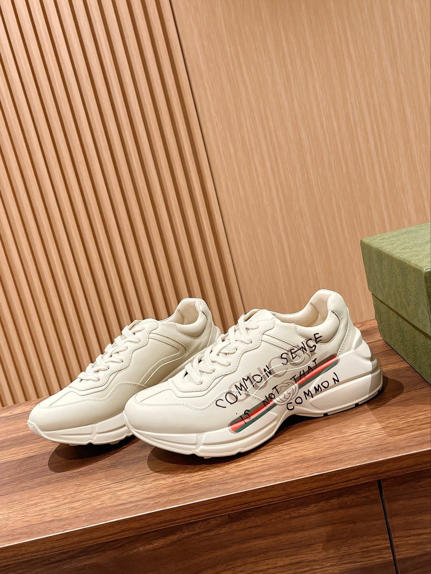 i1665925983_9223_0-2