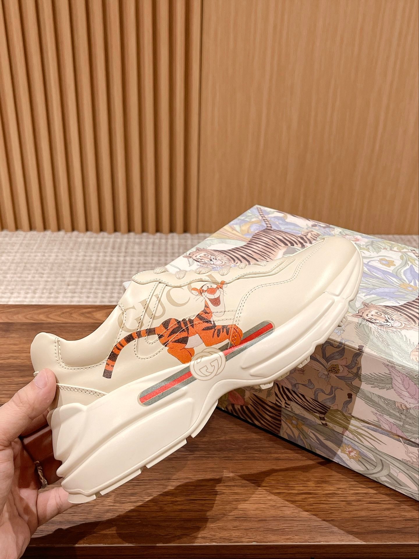 i1665926088_6540_4-1