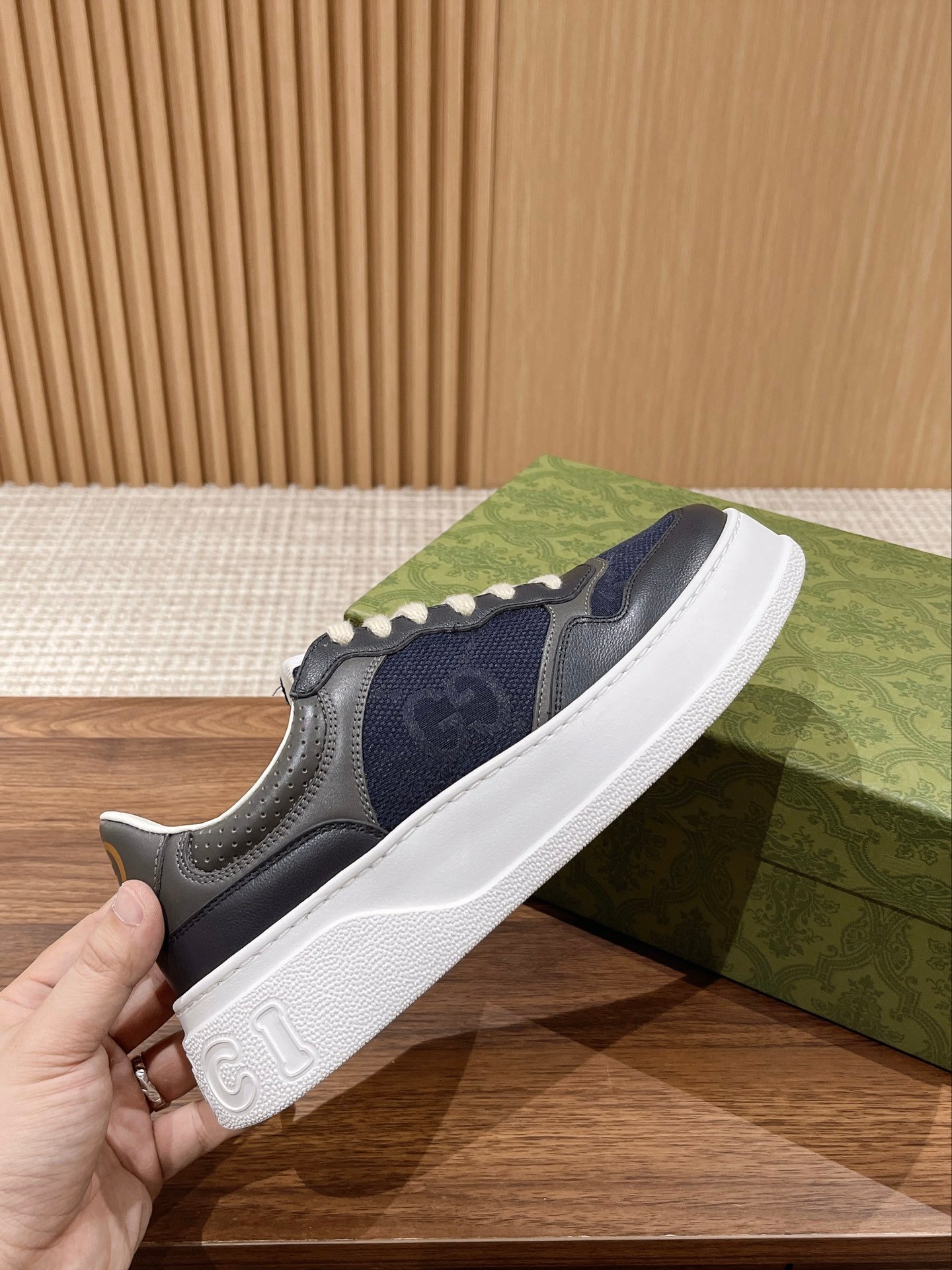 i1667042237_2128_4-1