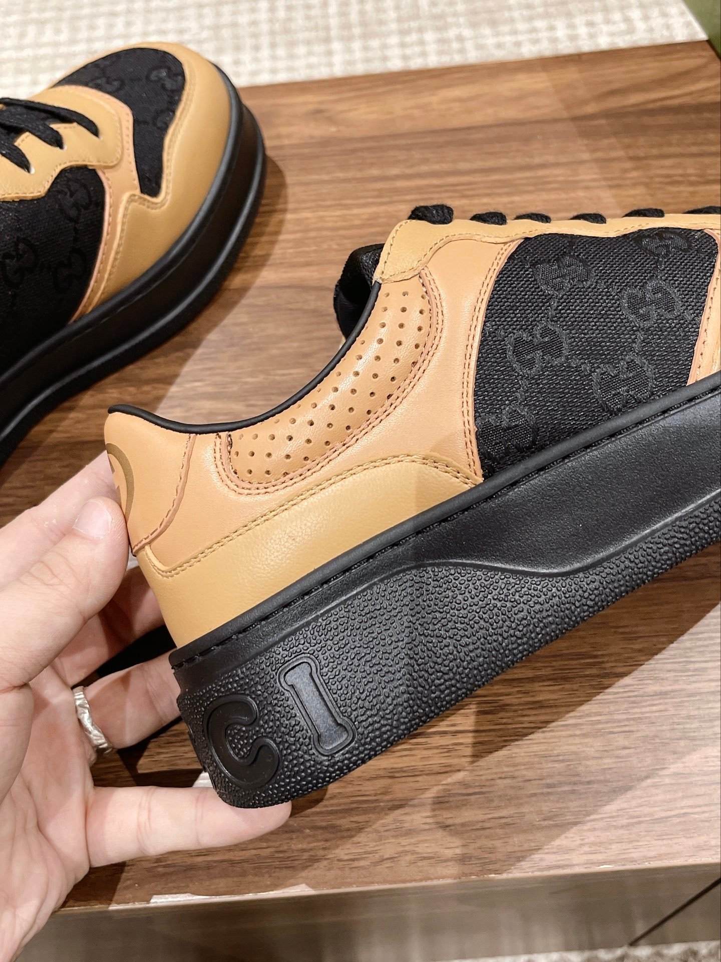 i1667042307_2036_7-2