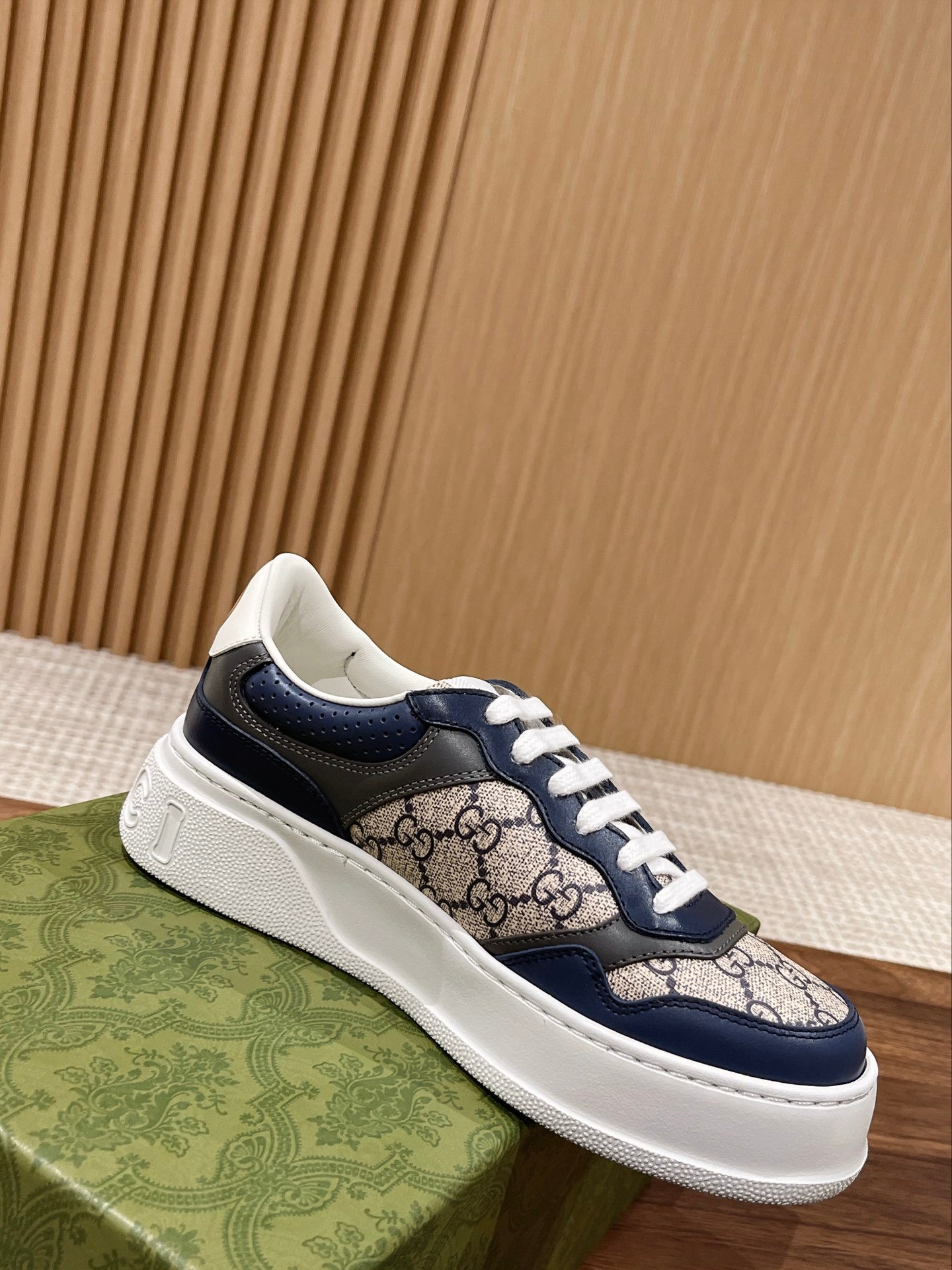 i1667042370_4251_2-1