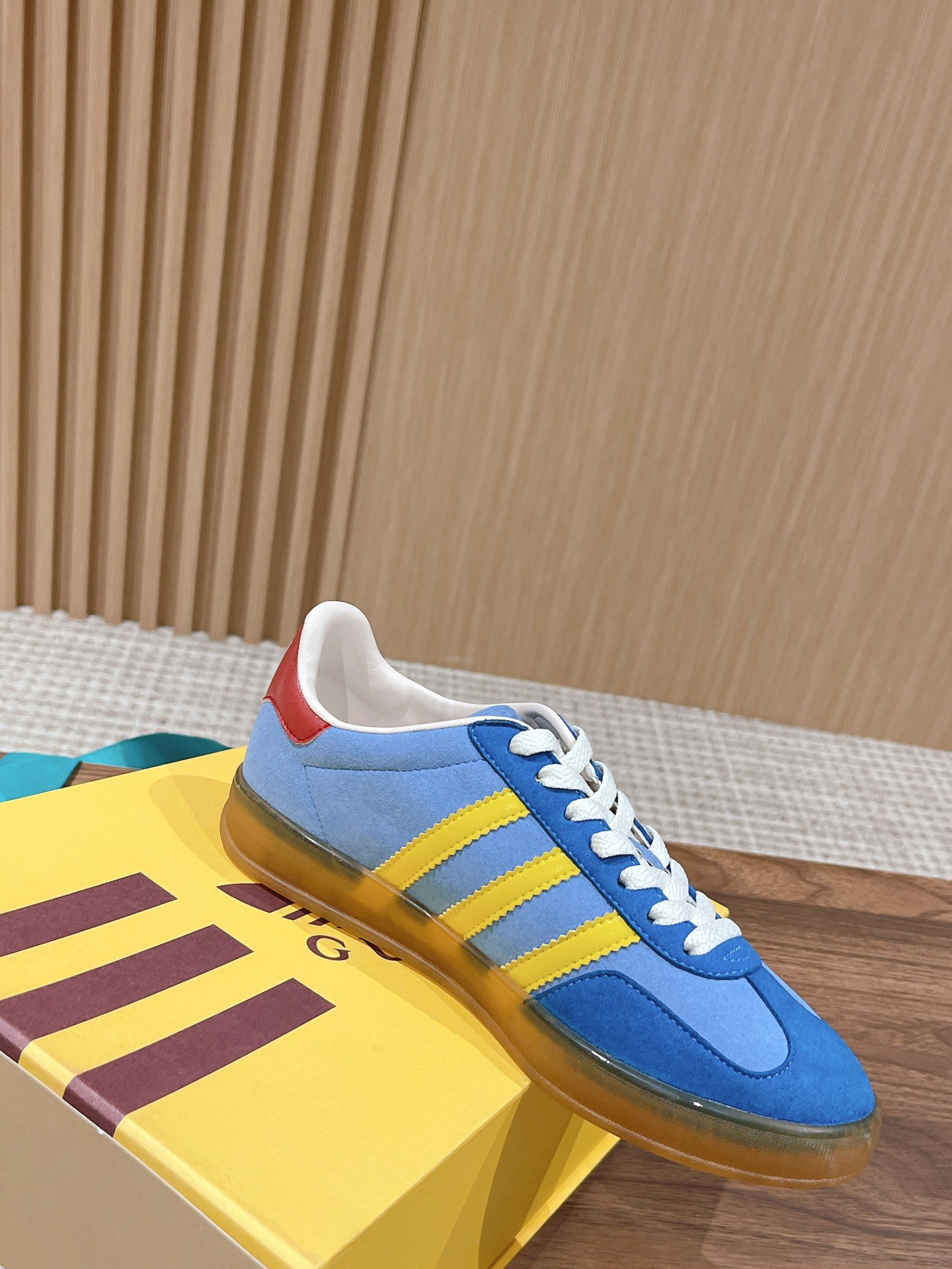 i1681137218_9885_2-1