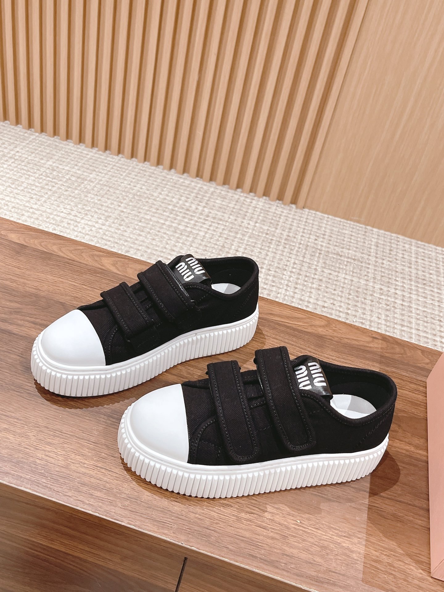 i1684604299_1453_1-1