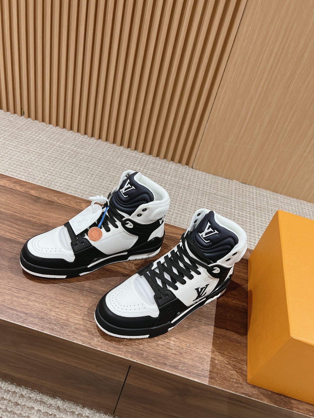 a1700919035594_7443-1