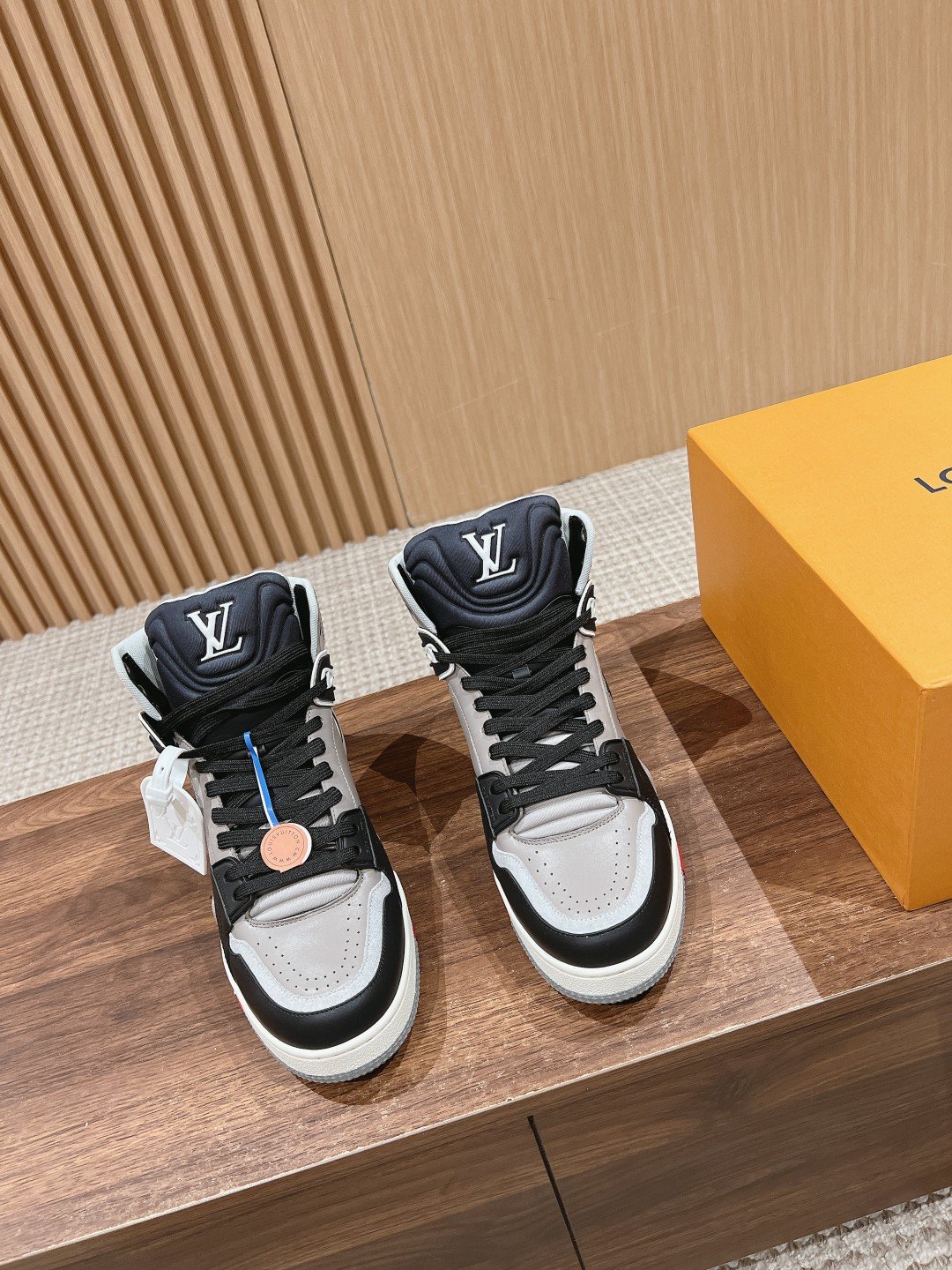 a1700919083698_2208-1