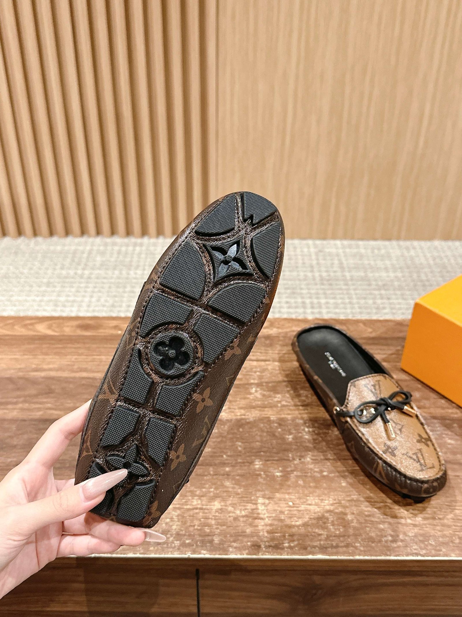 a1741339343378_0122-1