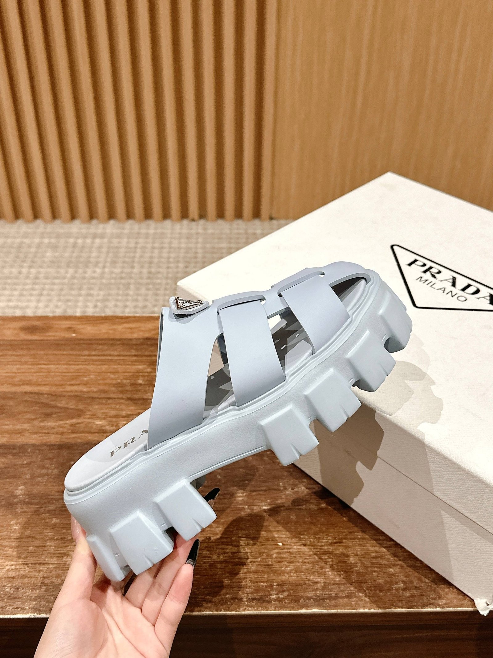 a1742161937579_8537-1