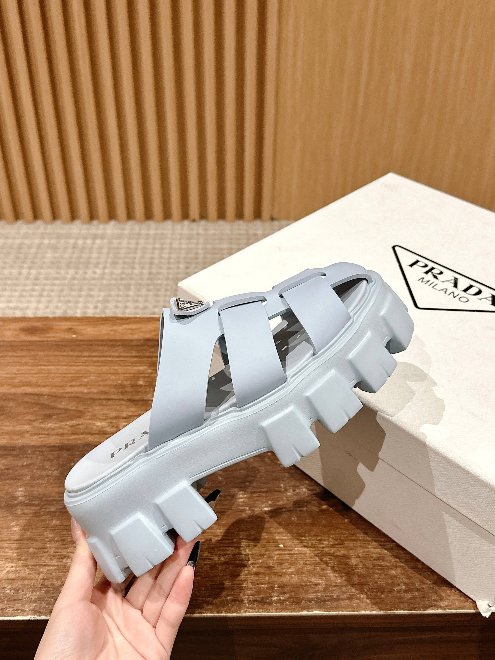 a1742161937579_8537 a1742161937579_8537