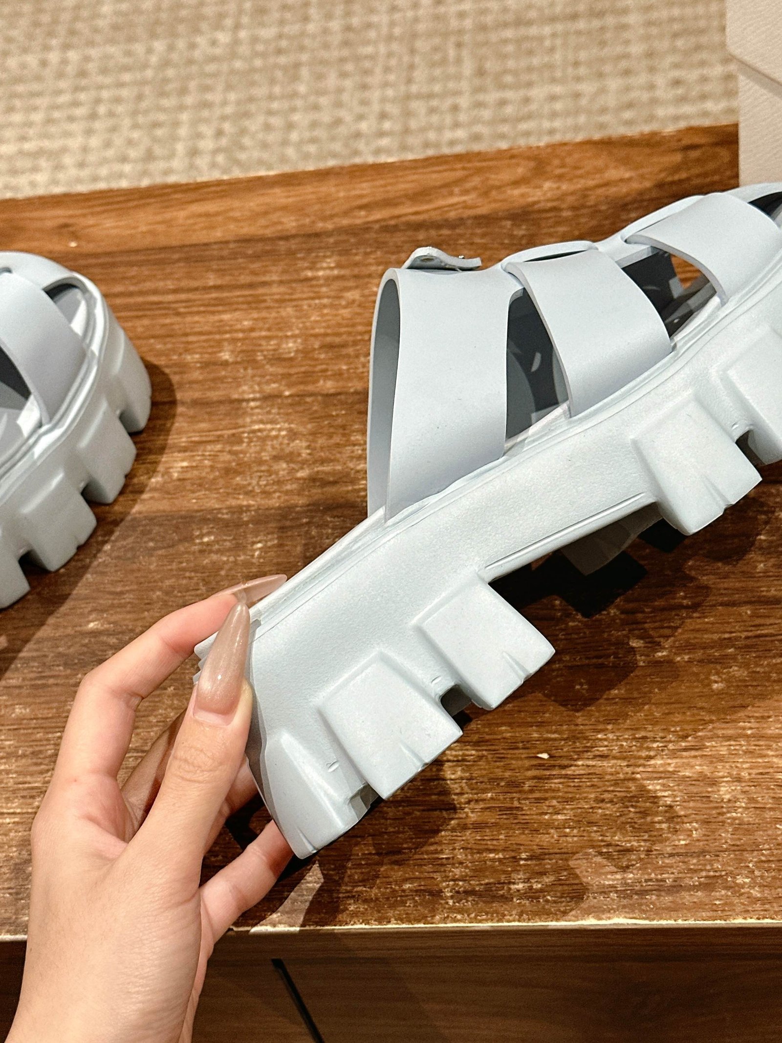 a1742161941120_1701-1