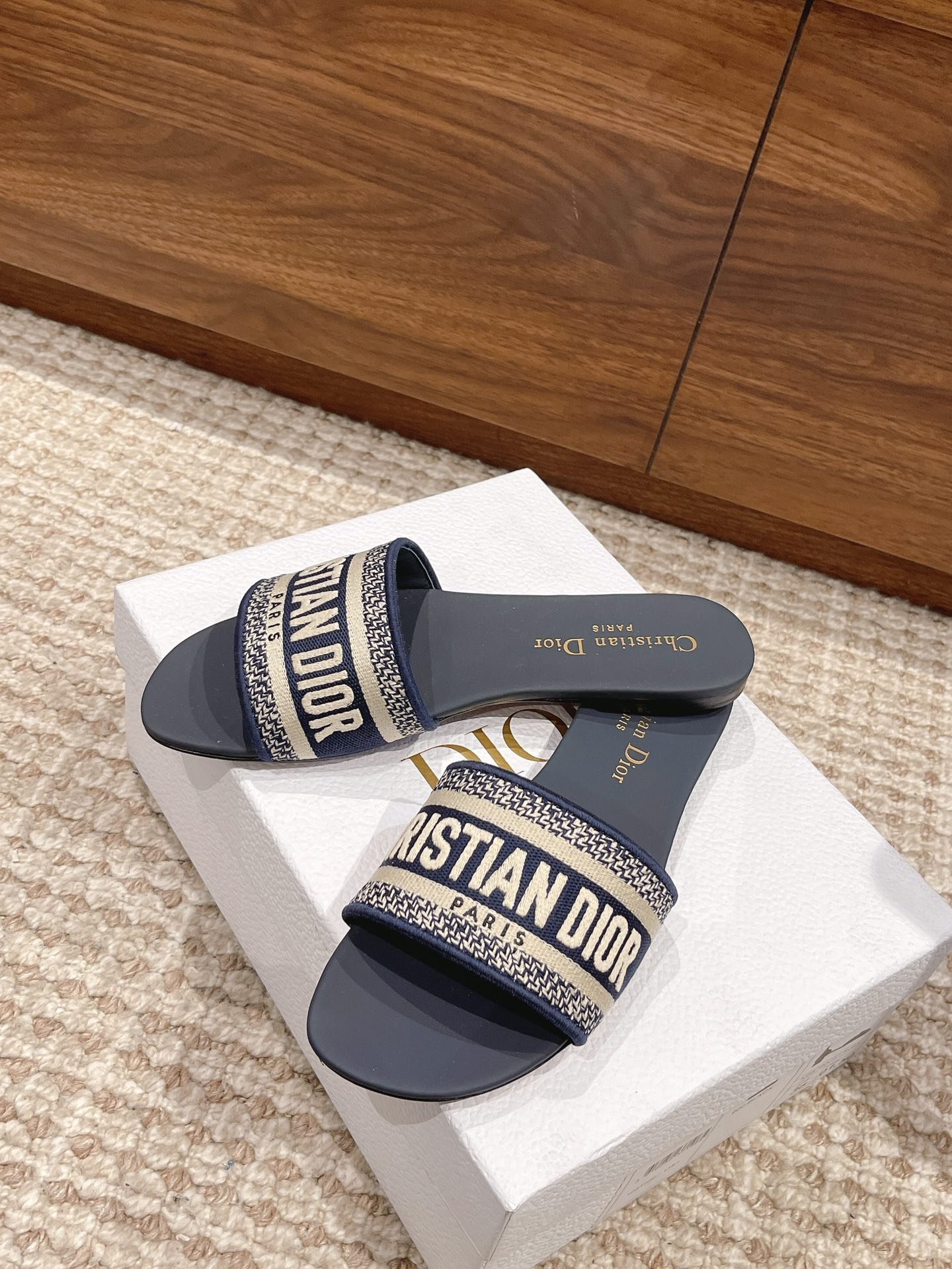 i1677343914_6873_4-1